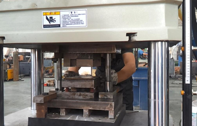 150噸錨杆(gǎn)托盤四柱(zhu)液壓機視(shì)頻