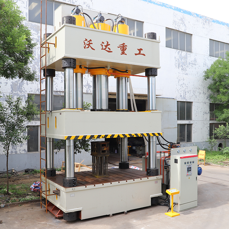 常(cháng)規四柱(zhù)液壓機(ji)安裝視(shì)頻