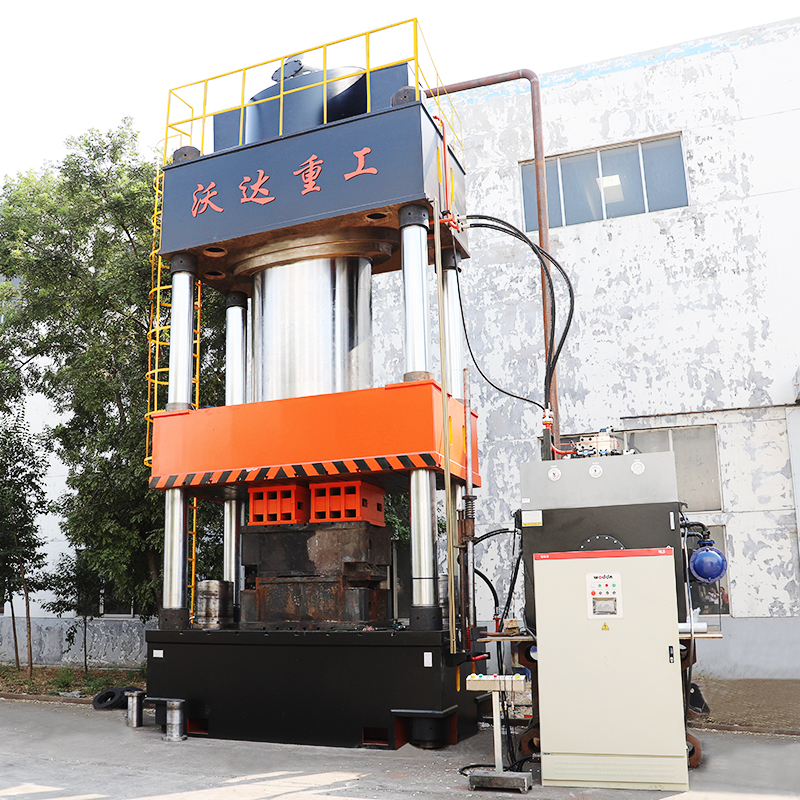 1600噸石墨電極壓制成型四柱液壓機生産廠家 1600噸石墨電極壓制成型四柱液壓機生産廠家