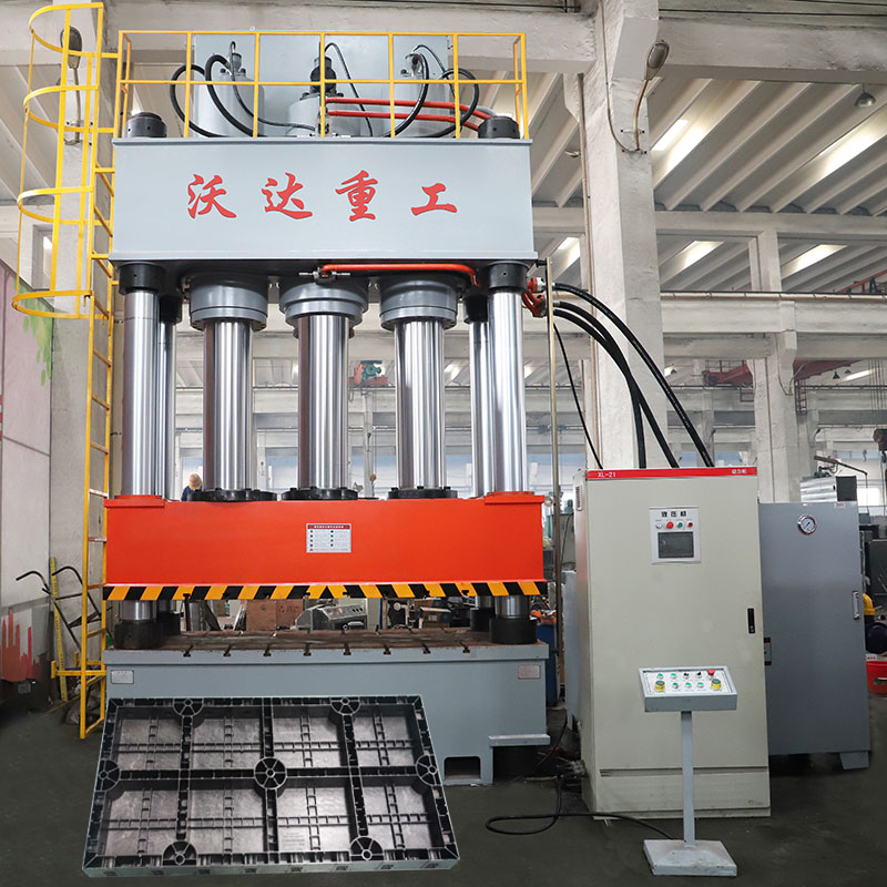 1000噸複(fú)合材料塑料建築(zhu)模闆液壓機