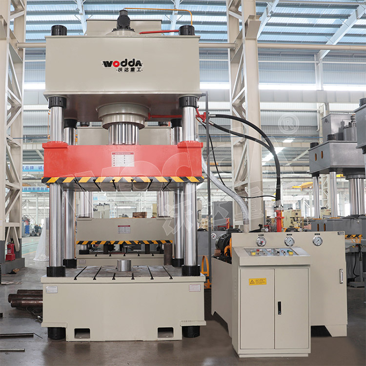 500噸液壓機帶頂出缸(圖1) 500噸液壓機帶頂出缸(圖1)