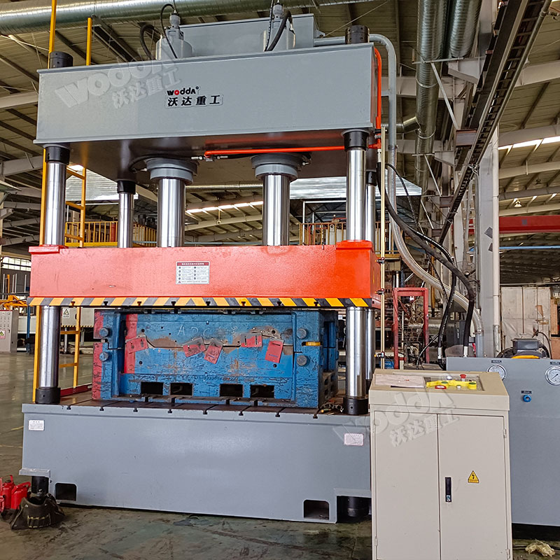 315噸汽車内飾件成型液壓機