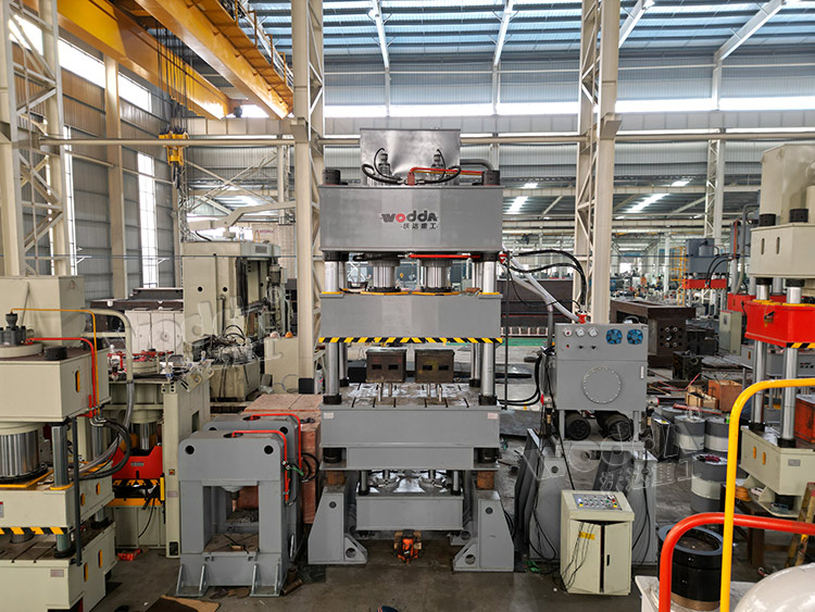 汽車钣金件拉伸成型液壓機 汽車钣金件拉伸成型液壓機