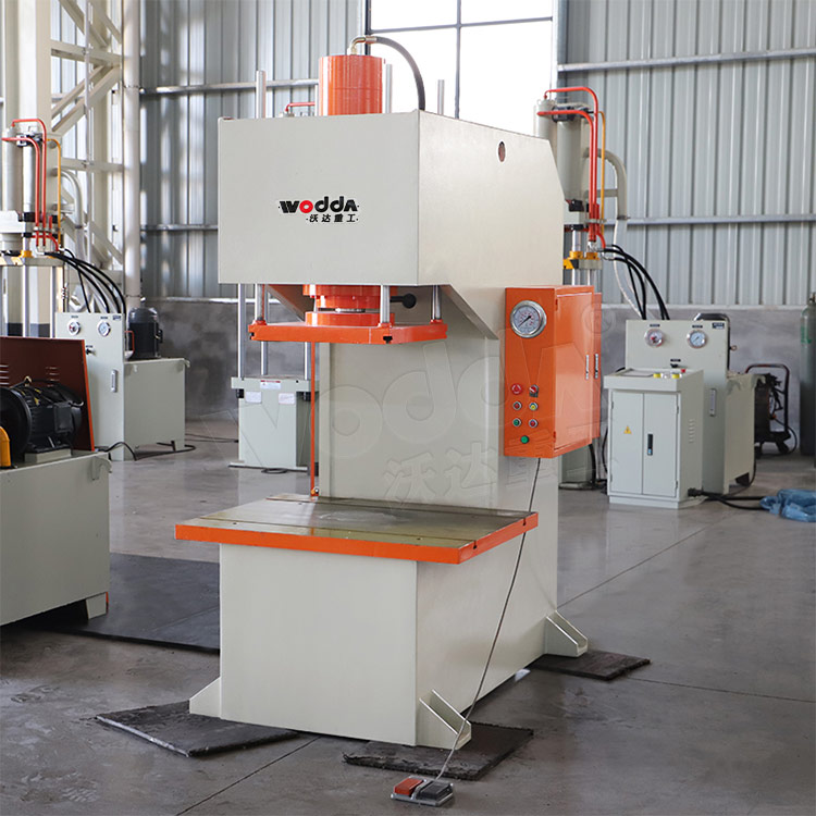 63噸單臂油壓機車間現貨