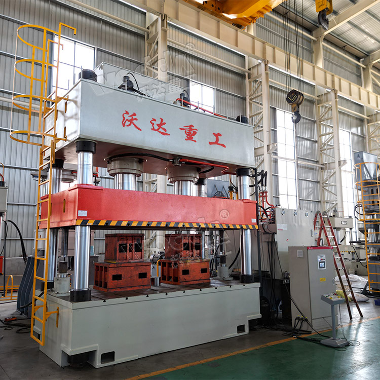 SMC玻璃鋼水箱成型四柱液壓機 SMC玻璃鋼水箱成型四柱液壓機