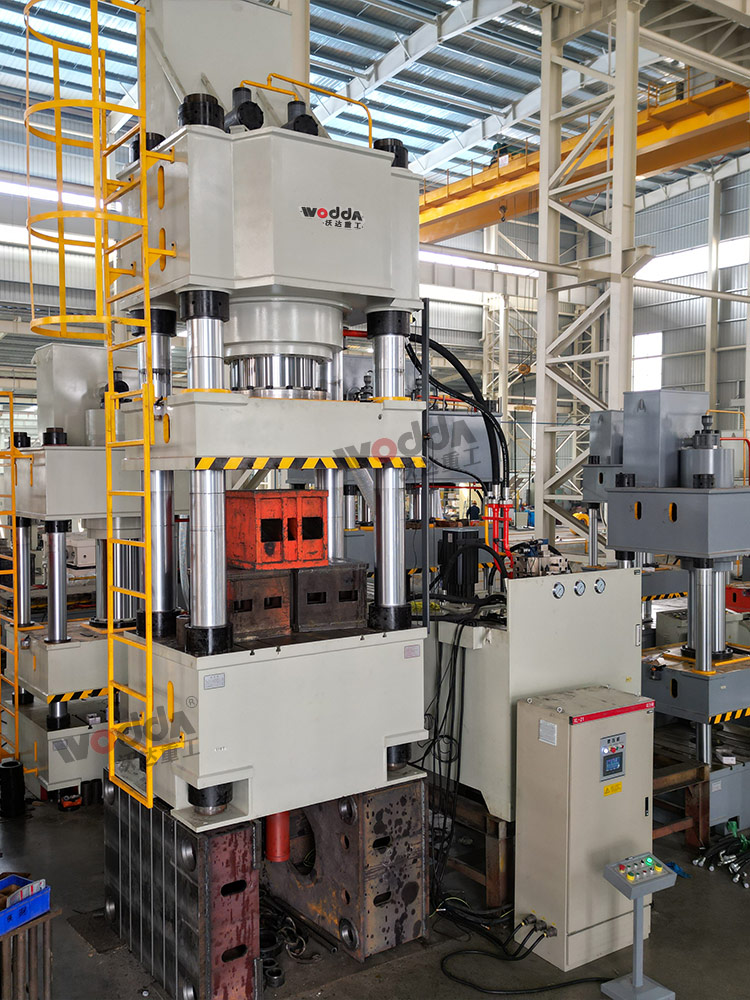 1000噸陶瓷粉末成型液壓機 1000噸陶瓷粉末成型液壓機