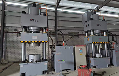 500噸(dun)橡塑制品液壓(yā)機