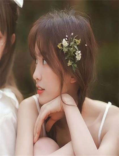 都市情感：《巾帼顶尖女财阀》微距拍摄的细节表现与视觉冲击——商业与艺术的平衡